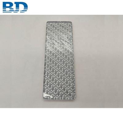 China Modern Subway Custom Backsplash Pattern Textured Glass Tile for sale