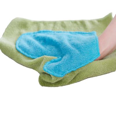 China Multifunctional Microfiber Kitchen Cleaning Cloth Cleaning Glove with Hangle for sale