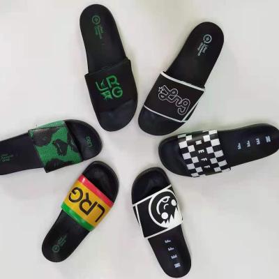 China Anti-slippery Custom OEM Printed Sandals, PVC Flip Flops, Custom Logo Slippers, Men's Natural White Slippers for sale