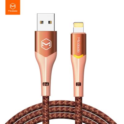 China Data cable with switching LED for Lightning Mcdodo new! 1.2M 1.8M 5V 2A Dual Led Light Usb Charger Cable For Iphone 11/x/xs/xsmax/7/7+/8/8+ for sale