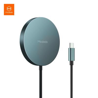 China Magesafe 15W Retail Box C Shaped Wireless Charger For Iphone 12 pro For Samsung For Huawei Magnetic Wireless Charging Pad for sale