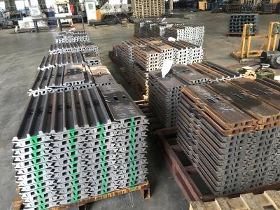 China PC300 Track Shoe Plate Triple Grouser Shoes TG216A-11 for sale