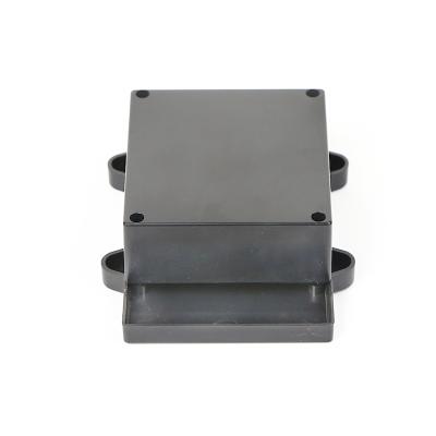 China Enclosure With Convenient Handy OEM Service Junction Box for sale