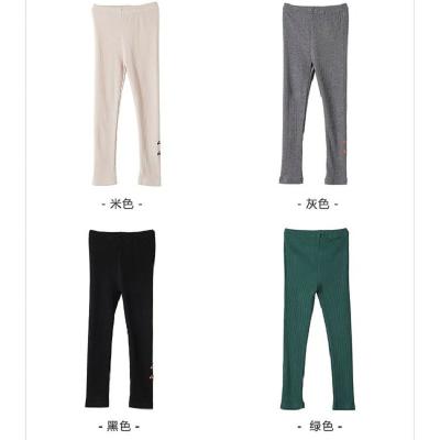 China Anti-wrinkle fashion cotton fabric solid color baby gaiters spring and autumn long tight pants for sale