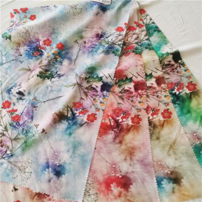 China Viable hot sale plain woven challie somalia custom printed floral viscos rayon fabric for sale