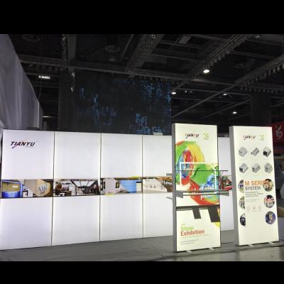 China Advertising Fashion New Product Trade Show Booth Display Led Screen And Company Logo Reusable Exhibition Booth Stand for sale