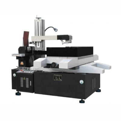 China Building Material Shops DK7763 Wire Cutting Machine Parts Processing EDM Wire Cutting Machine Exported To Many Countries for sale