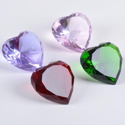 China Europe Hearing Heart Shaped Crystal Glass Diamond Decorative Crystal Transparent Diamond For Girlfriend for sale