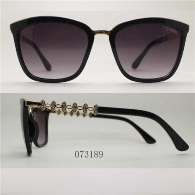 China Fashion Sunglasses Hot Sale Private Label Round Lens Branded Fashion Shades Sunglasses For Men for sale