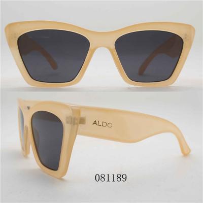 China Newest 2020 Fashion Sunglasses Customize Private Label Women Visor Cat Eye Trendy Sunglasses for sale