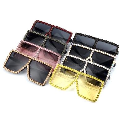 China Fashion Sunglasses 2021 Newest Designer Vintage Custom Bling 90s Diamond Oversized Rhinestone Women Shades Sunglasses for sale