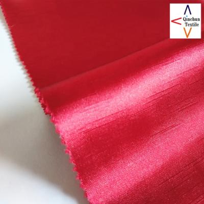 China Anti-Static Gorgeous Shantung Taffeta Fabric 100% Polyester Wicking Satin for sale