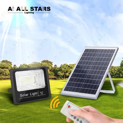 China Outdoor Stadium Flood Light 100W 200W IP67 LED Solar Waterproof Floodlight SMD2835 150leds Remote Control Flood Light For Garden for sale