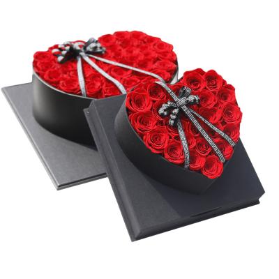 China Valentines Day Gifts Heart Shape Preserved Bouquet Eternal Valentine's Day Fresh Roses Gift Box Flower Gift for sale