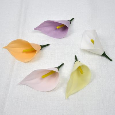 China Artificial calla flower valentines day gifts 30pcs/Box scented soap calla head valentine's day gift for sale