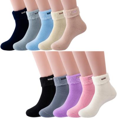 China Keep Warm Winter Fashion Ladies Ladies Women Custom Knocks Thick Ski Embroidery Custom Crew Thermal Snow Socks for sale