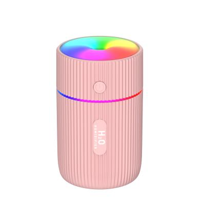 China Two In One Function USB Sterilizer Air Humidifier Air Purifiers Colorful Mini Atomizer Mute Desktop Machine for sale