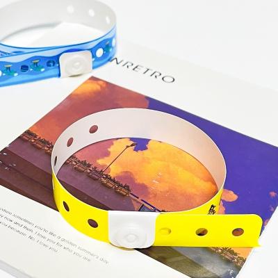 China Custom PVC Wristbands Customized Logo Color Vinyl PVC Promotional Event Activity Bracelet Wristband for sale