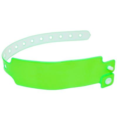 China Hersteller Einweg-Kustom-Armband Kunststoff-Vinyl-PVC-Neon-Fluoreszenzfarbe Wasserdicht Veranstaltung Party Geschenk-Armband zu verkaufen