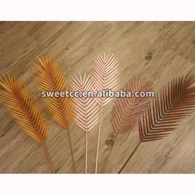 China Beautiful Colored Plastic Leaves Simulation Artificial Leaf Wedding Leaves for sale