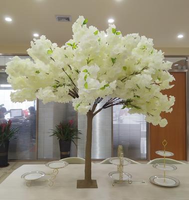 China 1.4m Small Artificial Cherry Blossom Tree Wedding Table Centerpiece Eco-friendly White Cherry Blossom Tree for sale