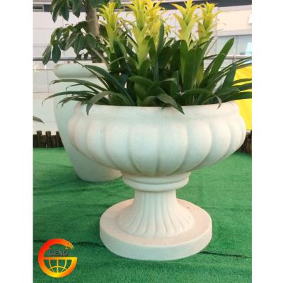 China New WALL Modern Design Ornamental Flower Pot For Garden Flower Planter Christmas Gift for sale