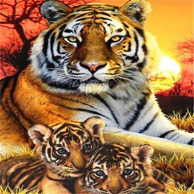 China Best environmental friendly short canvas fiber animal tigers wholesale 5D Diamond Painting with round and place resin stones shopify drop shipping for sale