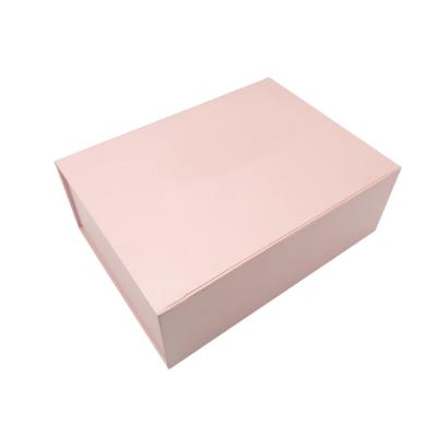 China Custom Recycled Logo Clothing Cardboard Box Foldable Christmas Gift Packaging Materials Gift Box for sale