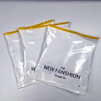 China Recyclable Custom Logo Zipper Zipper Bag Kraft Paper Packaging Mailing Bag Frosted Plastic Bag Clothes for sale