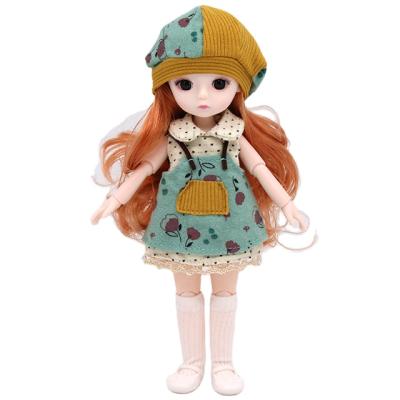 China 2021 Popular Mini Toy Fashion Dolls 24 Cm Set Mini Jointed Toy Doll With Accessories Comb for sale