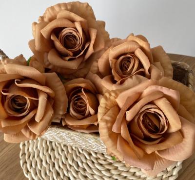 China Wedding Celebration Caramel Rose Head Wholesale High Quality Artificial Fake Rose Head For Wedding Centerpieces Layout for sale