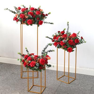 China Red TanZhou Rose Centerpieces Eucalyptus Wedding Silk Fabric Table Decoration For Big Day, Customized Color JW-FBALL-08 for sale