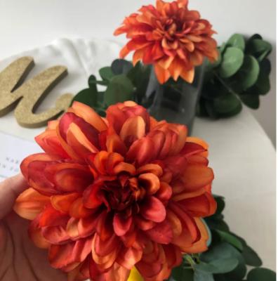 China Beautiful Wholesale Orange Rust Colored Dahlia Flower Heads Artificial Silk Dahlia Flower for Wedding Home Decor for sale