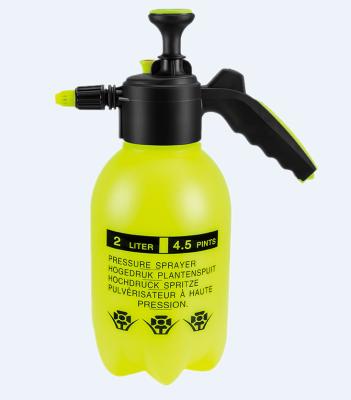 China Eco-friendly Mist 2 L Hand Pump Pressure Bottle Water Trigger Misting Gun Foam Sprayer Jet Car Washer for sale