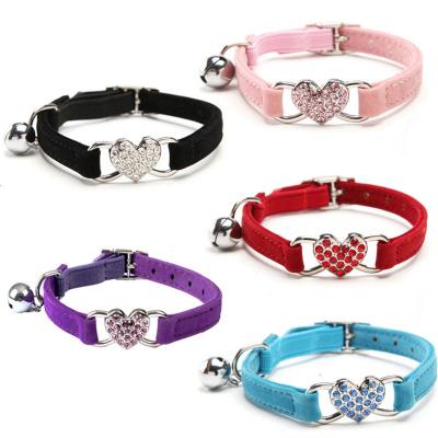 China 2022 New Design Personalized Fashion Heart Pet Collar With Adjustable Seatbelt And Bell Dog Collar for sale