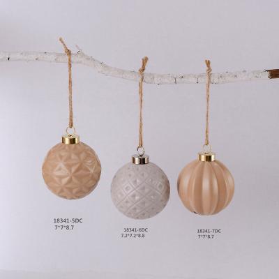 China Decoration Ceramic Christmas Hanging In The Christmas Tree Ornaments for sale