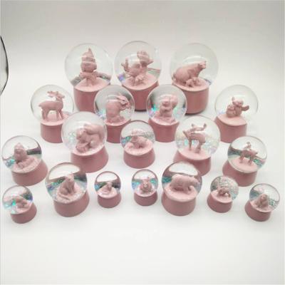 China Europe Princess Room Decoration Polyresin Snow Globe Musical Ball for sale