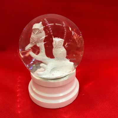 China Custom Crystal Europe Owl Inside Snow Globe Water Ball Unpainted for sale