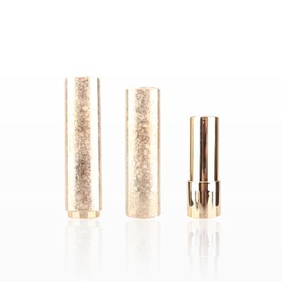 China Smooth Outer Luxury Cosmetic Plastic Container Tube Gold Lipstick Lipstick Tube Empty Lipstick Tube Packaging for sale