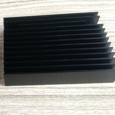 China Transport Tools 95 mm Aluminum Extrusion Radiator Brushing Anodizing Black Extruded Heatsink for sale