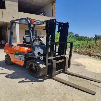 China Used Toyota Forklift 3.5T Small Material Handler for sale