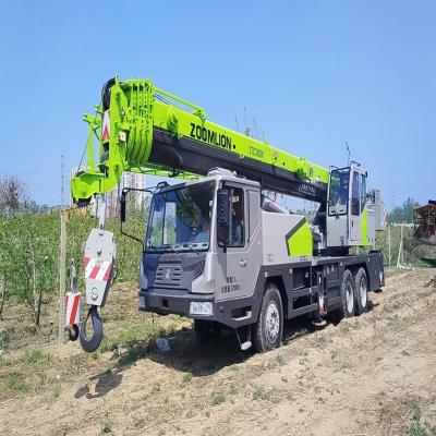 China ZOOMLION ZTC300V Used Crane Trucks Heavy Equipment 30T for sale