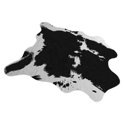 China High Quality Washable Polyester Cowhide Carpet Cow Print Blended Blanket for sale