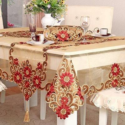 China Machice Embroidery Wedding Washable Tablecloth for sale