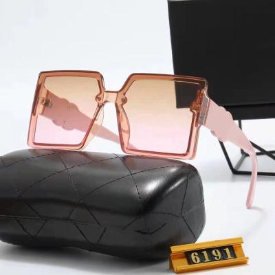 China Luxury Purses Women Sunglasses Purses and Sunglasses for Men Lower Price Designer Luxury Sun Glasses Trendy Sunglasses for sale