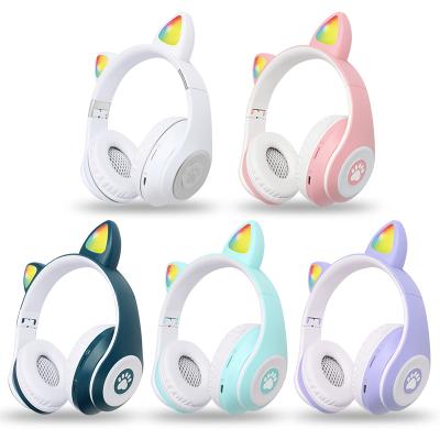 China Special Design 930BT LED Headset Light On-Ear Comfortable Wireless Headset Music Call Earphone With MIC for sale