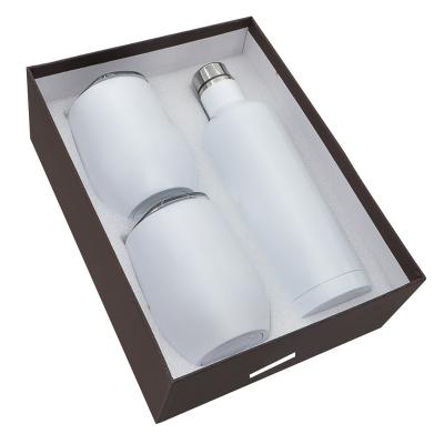 China Traditional 20 oz 700ml Wine Bottle Tumbler Set Chiller 2 Stainless Steel Empty Insulated Cups Gift Box Included for sale