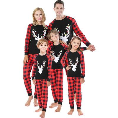 China Plus Size Homewear Pajamas 2021 New Sleeve Christmas Reindeer Plaid Long Pajamas Striped Sleepwear Kids Holiday Homewear For Family for sale