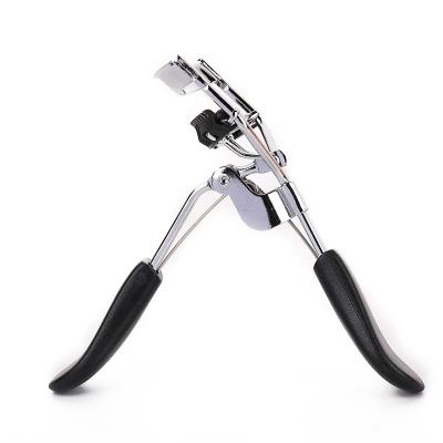 China 2021 Wholesale Black Eyebrow Scissors Factory False Eyelash Curler Stainless Steel Beauty Tool Kit Eyelash Curler for sale