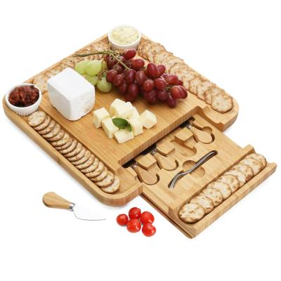 China Luxuriously sustainable bamboo cheese board and knife set for sale